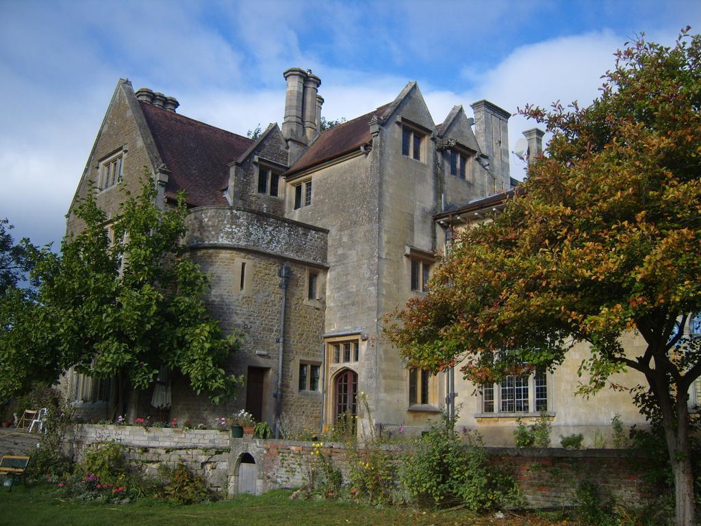 לינה וארוחת בוקר מלקשאם Cleeve House חדר תמונה